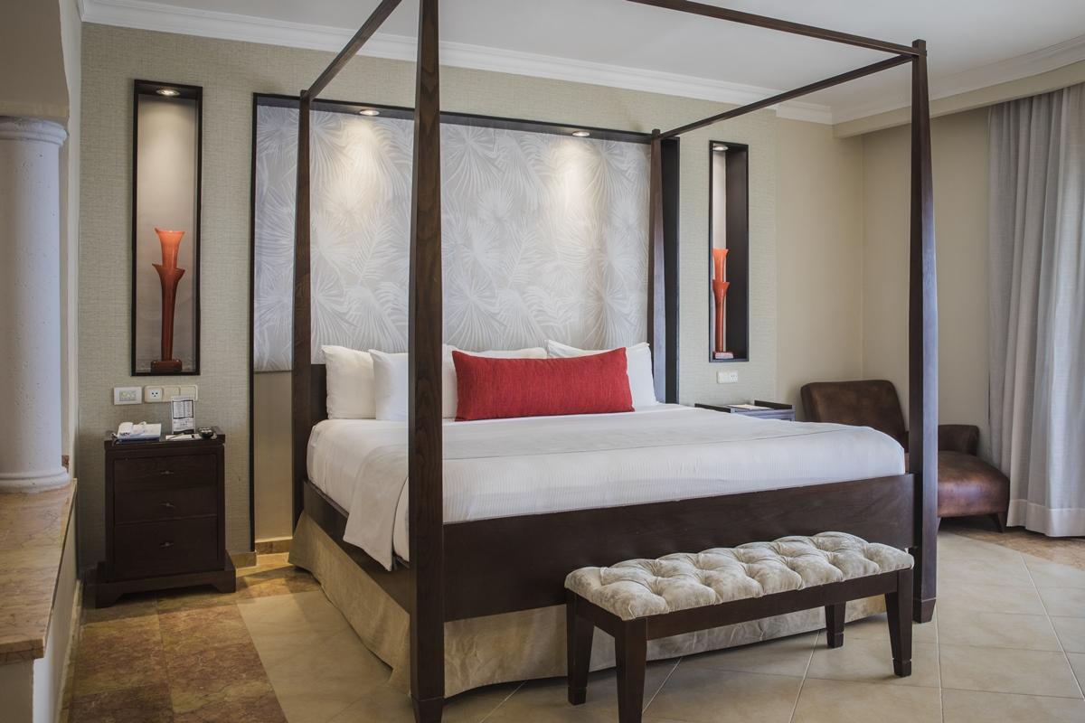 Majestic Elegance Punta Cana (Adults Only) Экстерьер фото A bedroom at the Hard Rock Hotel