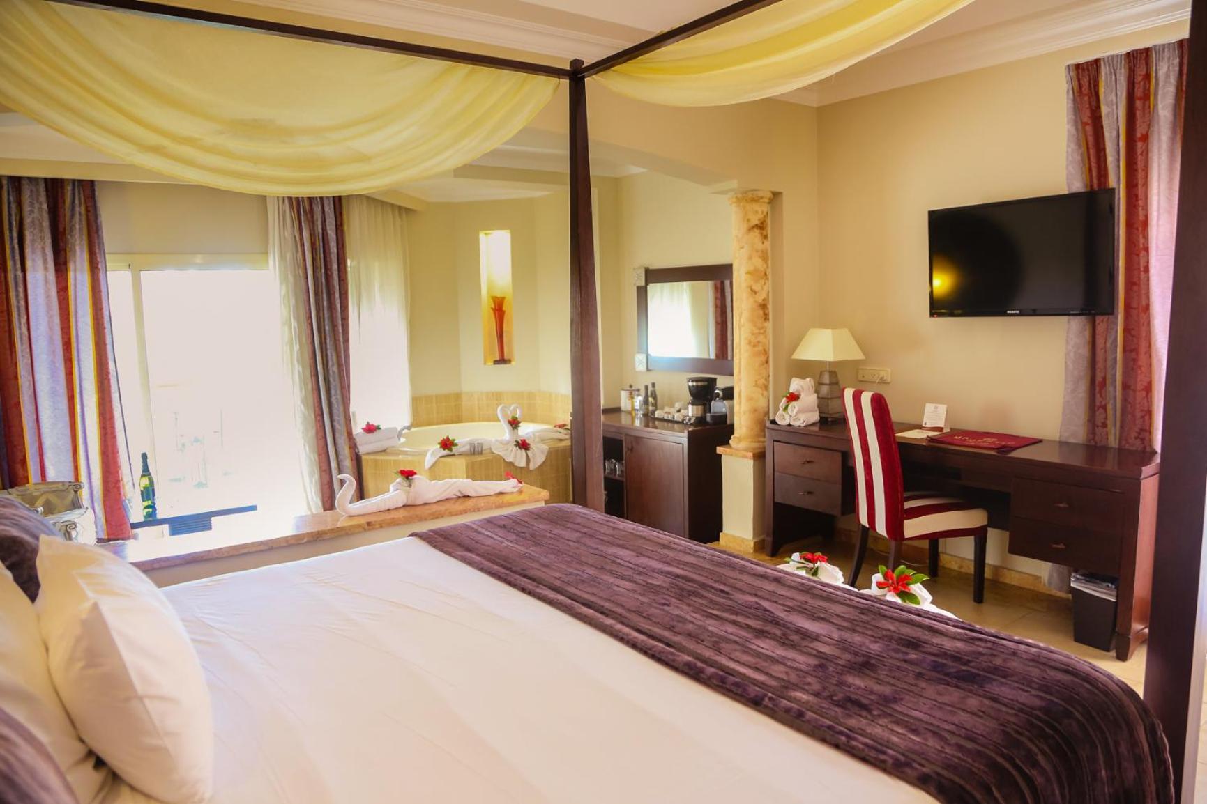 Majestic Elegance Punta Cana (Adults Only) Номер фото A room at the hotel